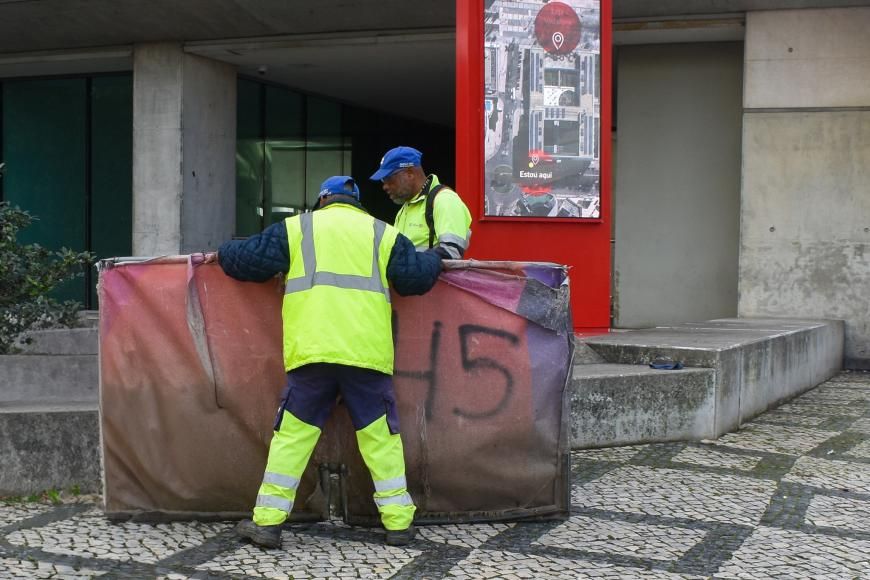 Deservagem na Avenida D. Jo&atilde;o II