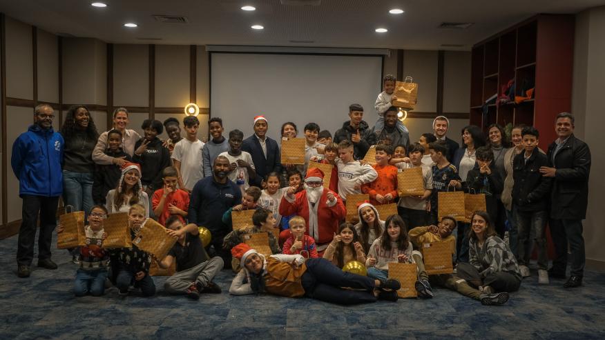 Juniores do CCL festejam Natal no Hotel Tivoli