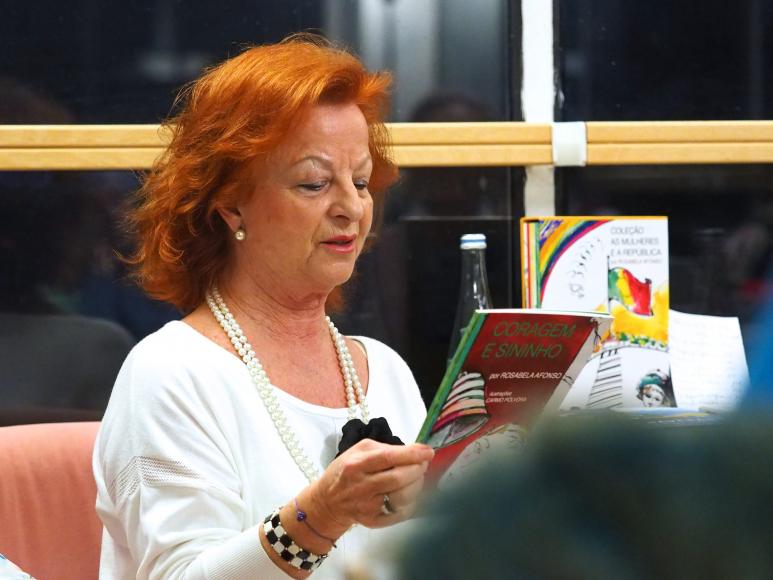 &ldquo;Gostaria de escrever mais sobre mulheres&rdquo;