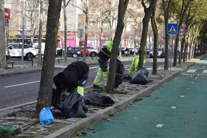 Limpeza das caldeiras na Alameda dos Oceanos