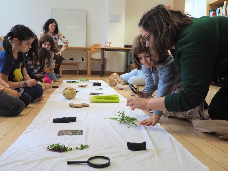 Crian&ccedil;as foram uma raiz nos &ldquo;S&aacute;bados em Fam&iacute;lia&rdquo;