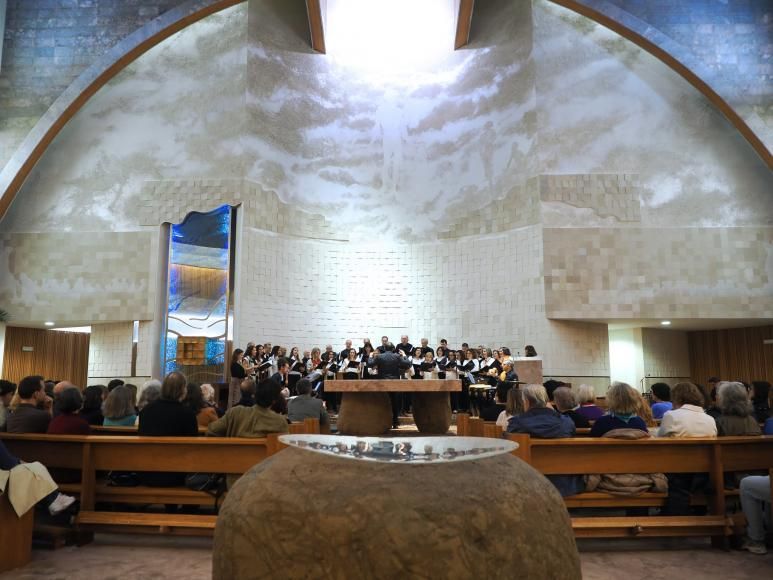 Missa &eacute;tnica na Igreja dos Navegantes
