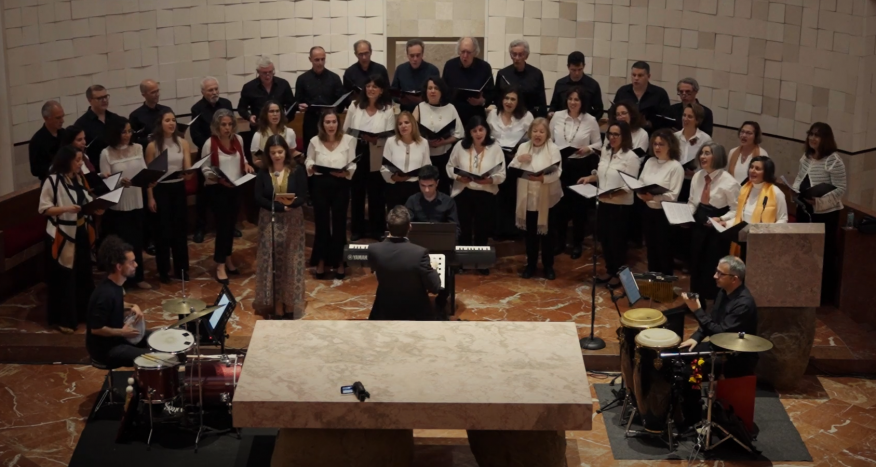 Coro das Na&ccedil;&otilde;es Apresenta: Missa &Eacute;tnica pela Paz