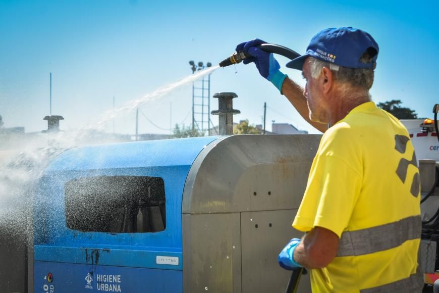 Limpeza e lavagem na zona Poente