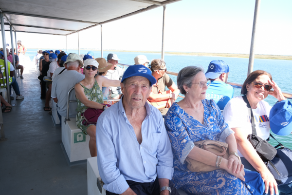 Seniores do PN 'navegaram' na ria Formosa