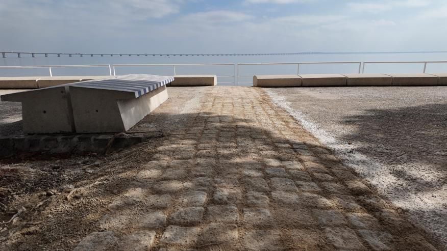 Passeio das T&aacute;gides com piso nivelado