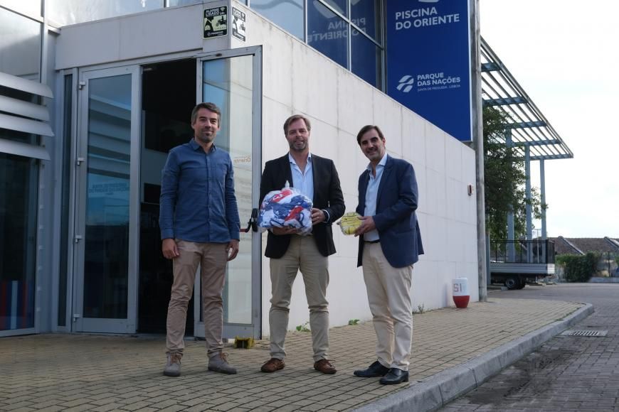 Entrega de material de P&oacute;lo Aqu&aacute;tico