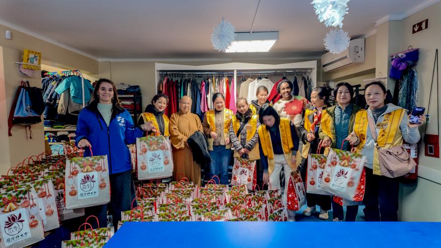 Miminhos de Natal que ser&atilde;o distribu&iacute;dos pela comunidade s&eacute;nior