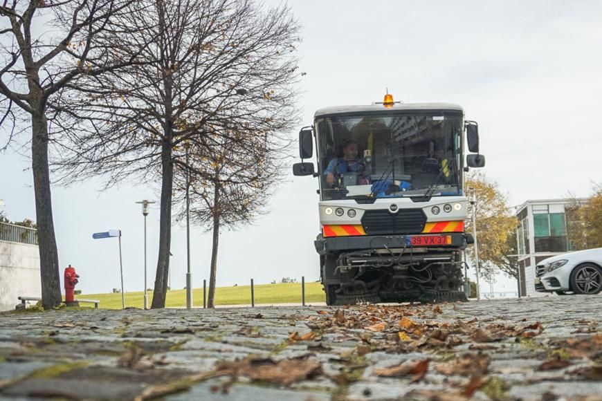 Varredora e Sopradora em a&ccedil;&atilde;o