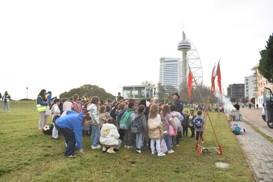 GNR fez as del&iacute;cias das crian&ccedil;as no Parque das Na&ccedil;&otilde;es