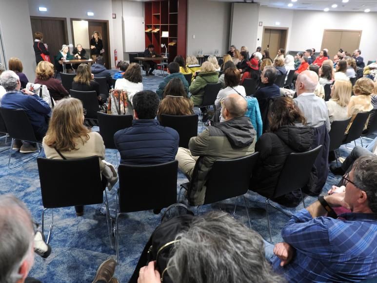 Teatro das Na&ccedil;&otilde;es 'teve' reuni&atilde;o de condom&iacute;nio no Hotel Tivoli Oriente
