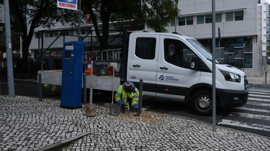 Calcetamento e limpeza de sarjetas