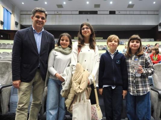 Deputados juniores do PN na Assembleia Municipal