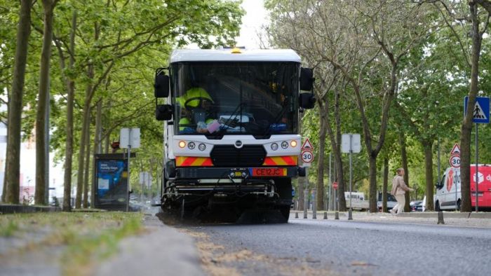 Varredora na Alameda dos Oceanos