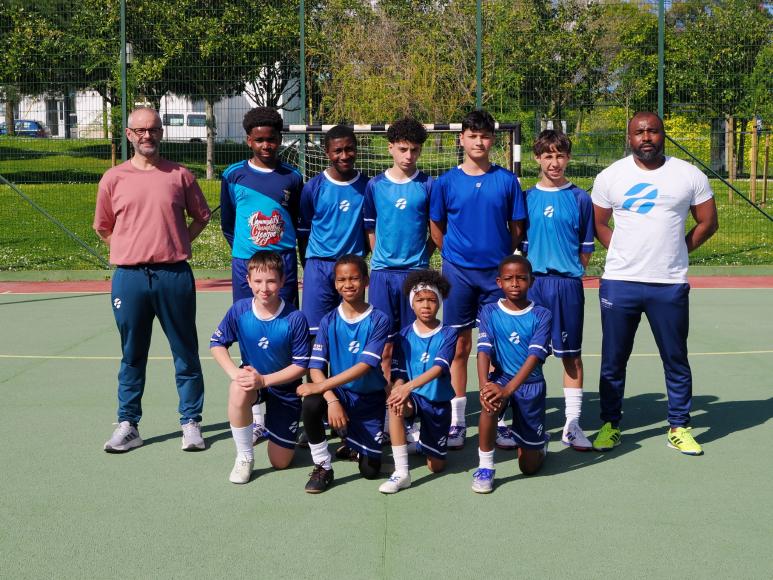 Futsal juvenil do PN joga logo em Santa Clara