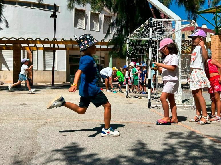 Parque em movimento e AAAF/CAF em f&eacute;rias