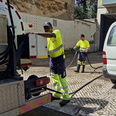 Lavagem de ruas e passeios
