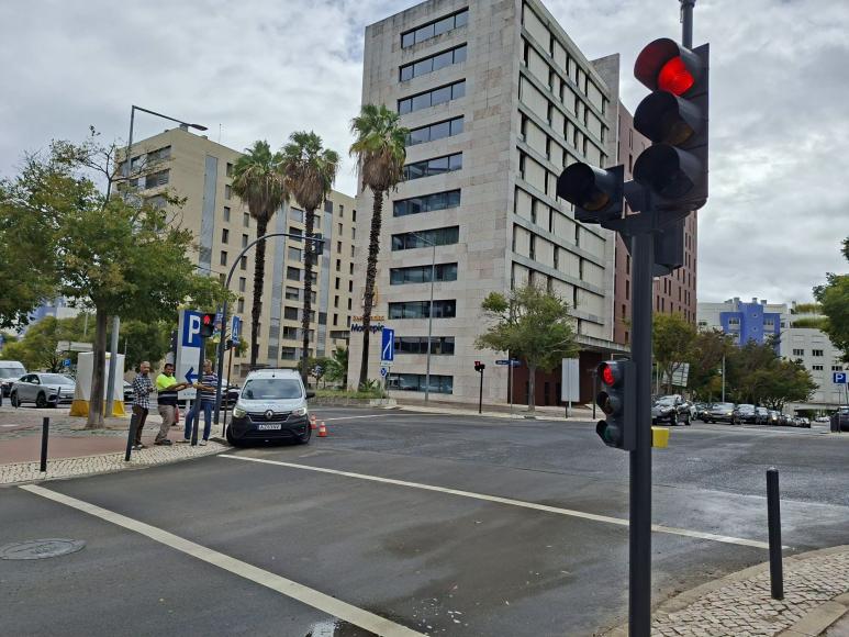 Cruzamento perigoso foi semaforizado