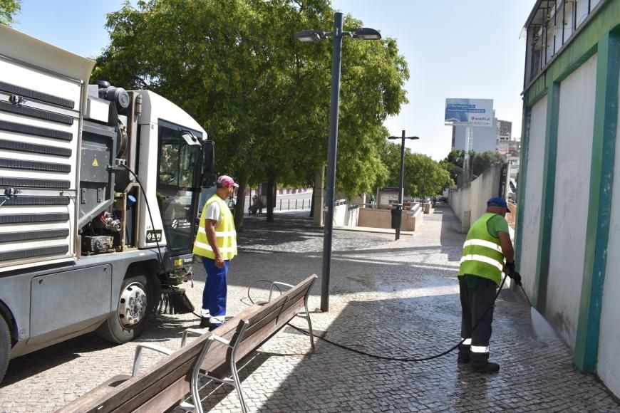 Limpeza da via p&uacute;blica