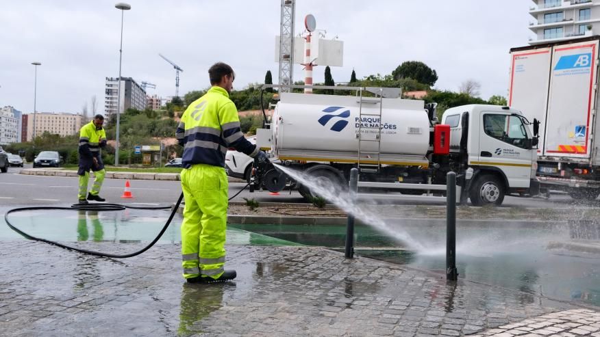 Lavagem de ruas