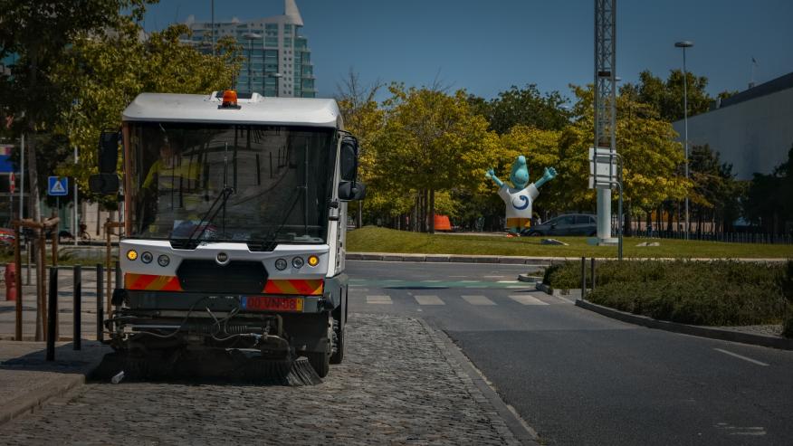 Varredora na Alameda dos Oceanos